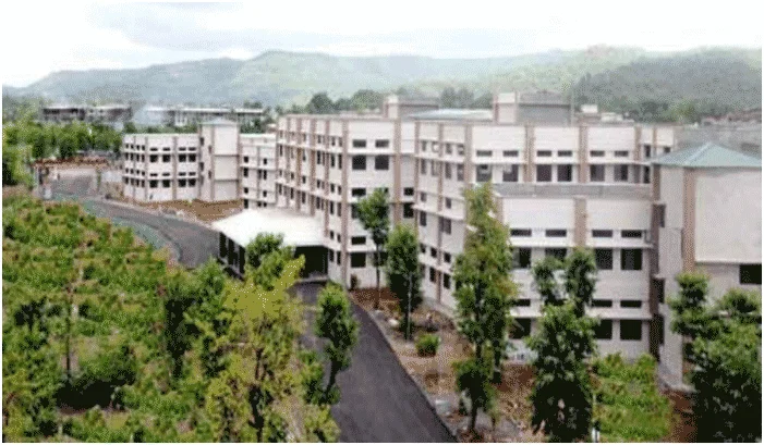 BKL Walawalkar Rural Medical College Ratnagiri